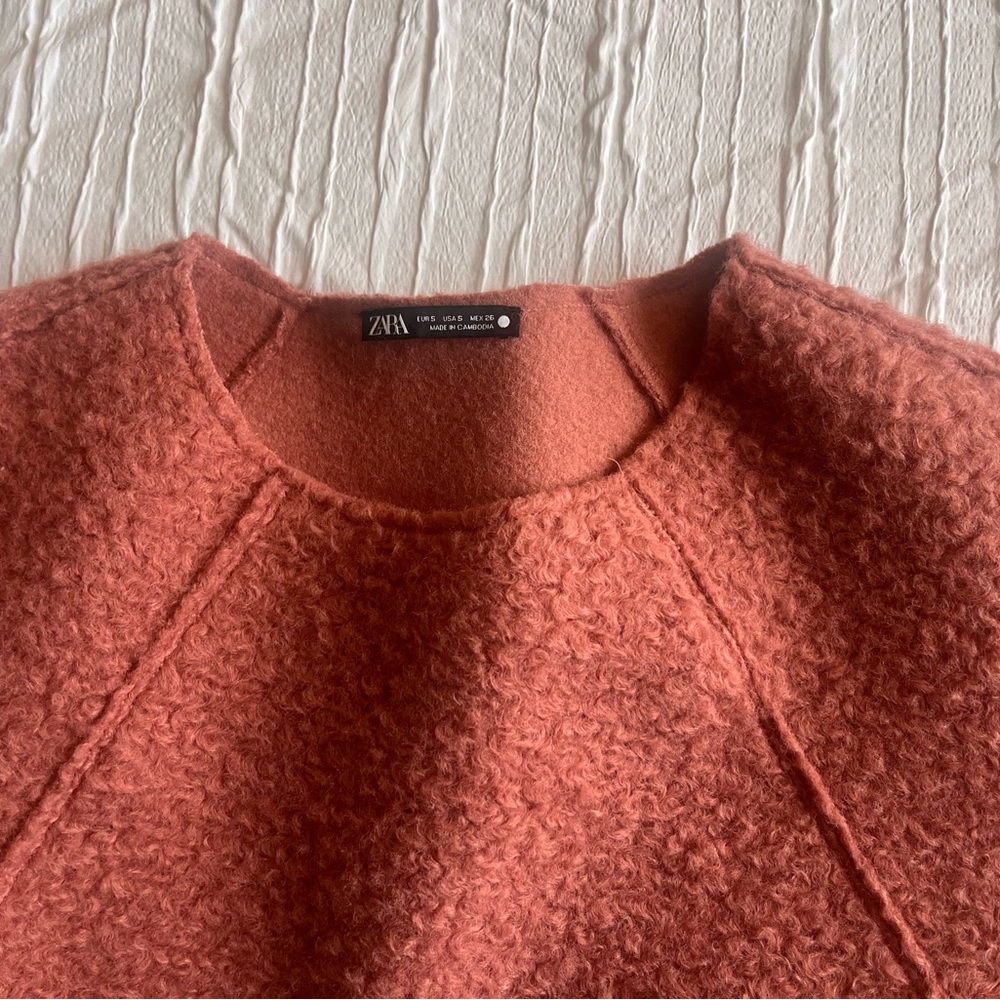 Oversized Textured Sweater - Picture 4 of 4